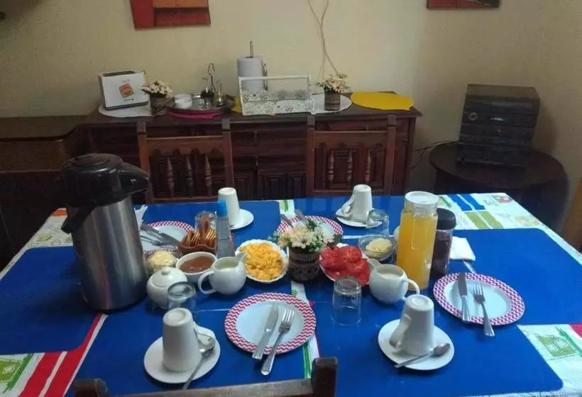پانسیون Hostal Nomade