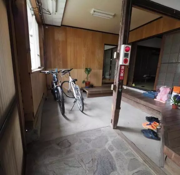 Retkeilymaja おとまち 甘藍 Otomachi Kanran