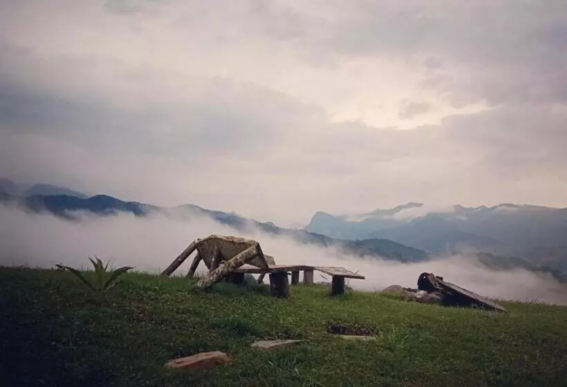 ユースホステル Glamping Rustiko