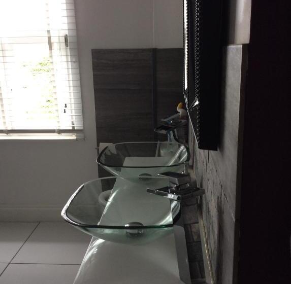 민박 One Ninety Boutique Accommodation