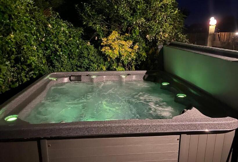 민박 One Ninety Boutique Accommodation