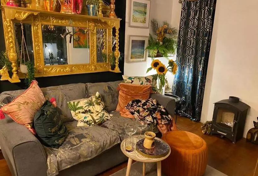 تختخواب و صبحانه One Ninety Boutique Accommodation