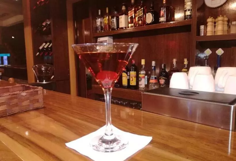 هتل Hostal Cagnapa Restobar