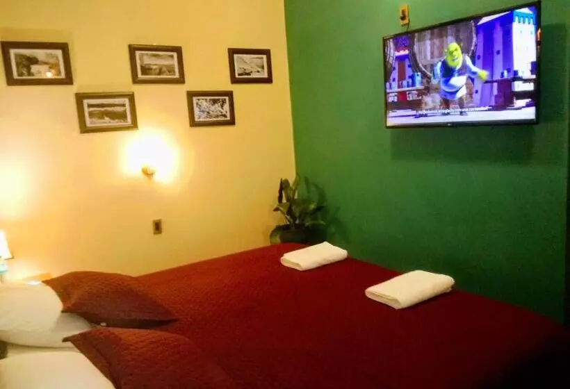 هتل Hostal Cagnapa Restobar