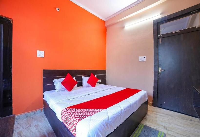 هتل Oyo 67451 Krishna Guest House