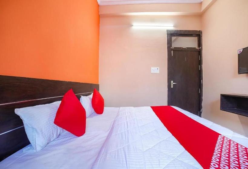 هتل Oyo 67451 Krishna Guest House