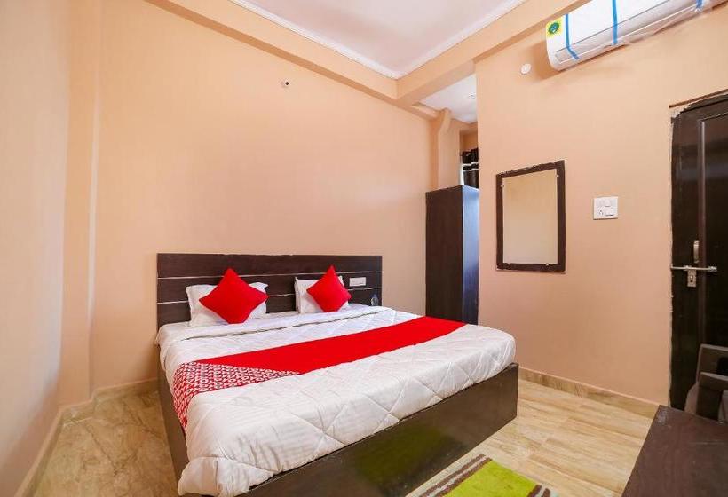هتل Oyo 67451 Krishna Guest House