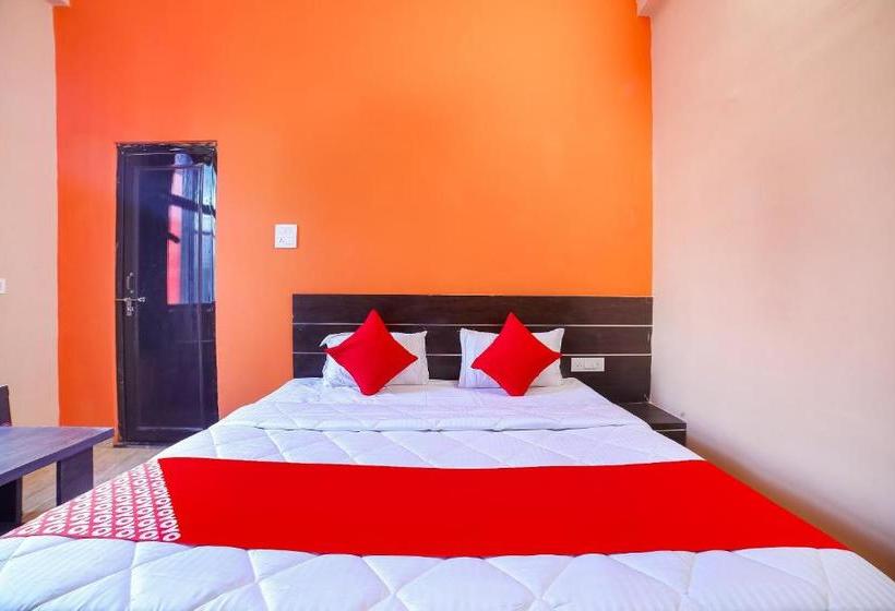 هتل Oyo 67451 Krishna Guest House