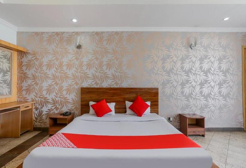 酒店 Oyo 71042 Sahara Estate