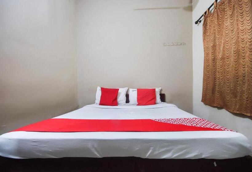 Hotell Oyo 71275 Lingam S Lodge