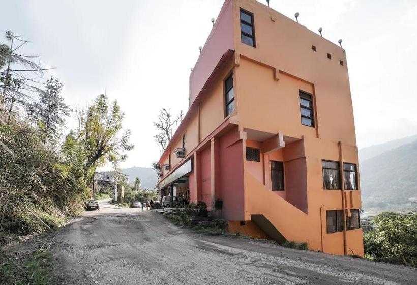 בית מלון כפרי Oyo 71395  Kumaon Presidency