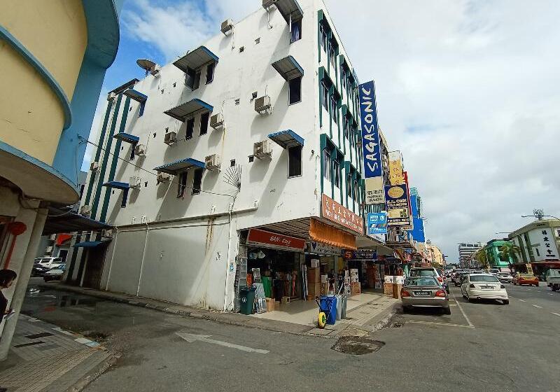 فندق Oyo 89641 Myhouse Inn