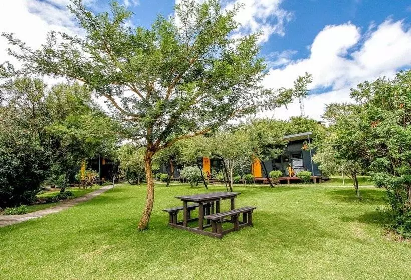 ホテル Sleepover Lanseria