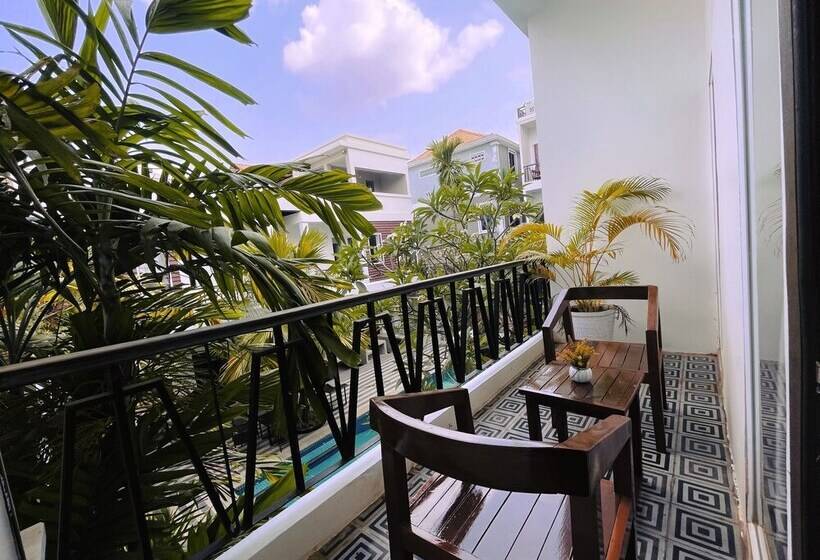 ホテル Central Corner Suite