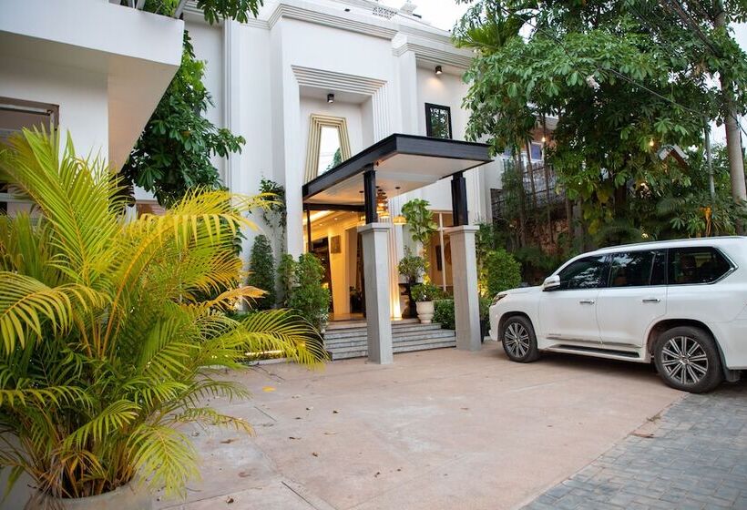 ホテル Central Corner Suite