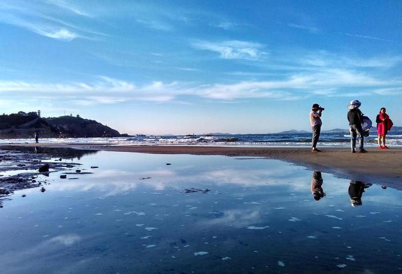 Hotel Yitel Collection (penglai City Hall Penglai Pavilion Scenic Area )