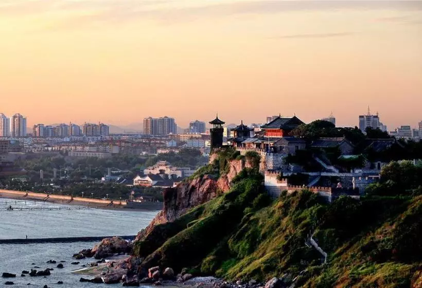 Hotelli Yitel Collection (penglai City Hall Penglai Pavilion Scenic Area )