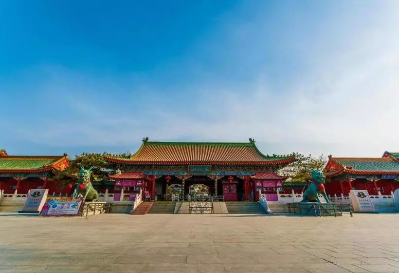 Hotelli Yitel Collection (penglai City Hall Penglai Pavilion Scenic Area )