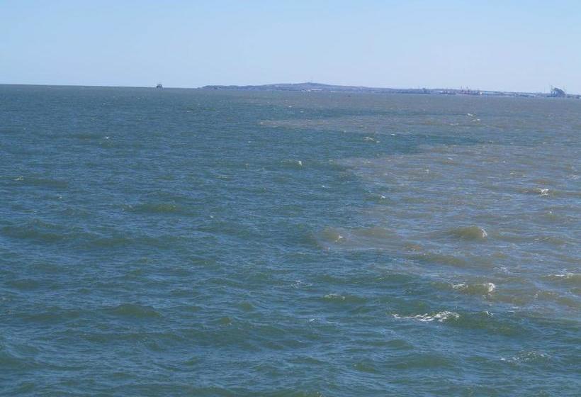 Hotel Yitel Collection (penglai City Hall Penglai Pavilion Scenic Area )