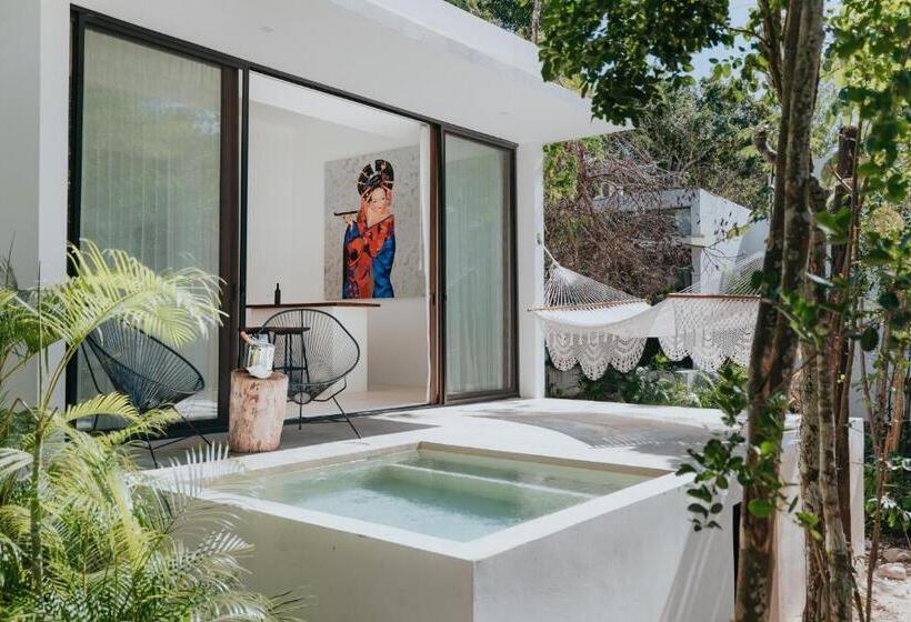 Jungle Lodge Boutique Hotel   Adults Only