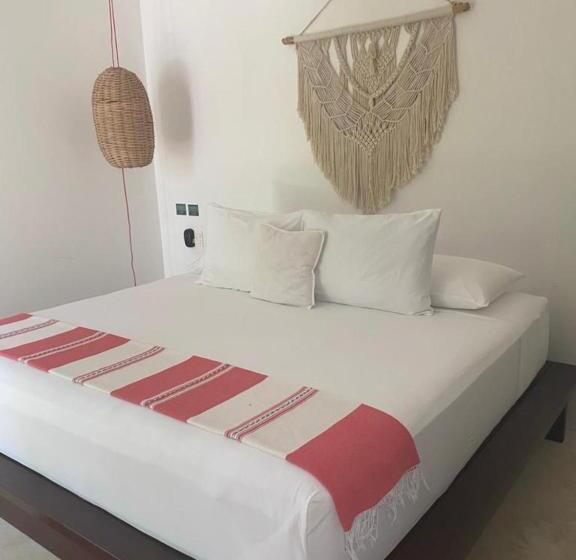 Jungle Lodge Boutique Hotel   Adults Only