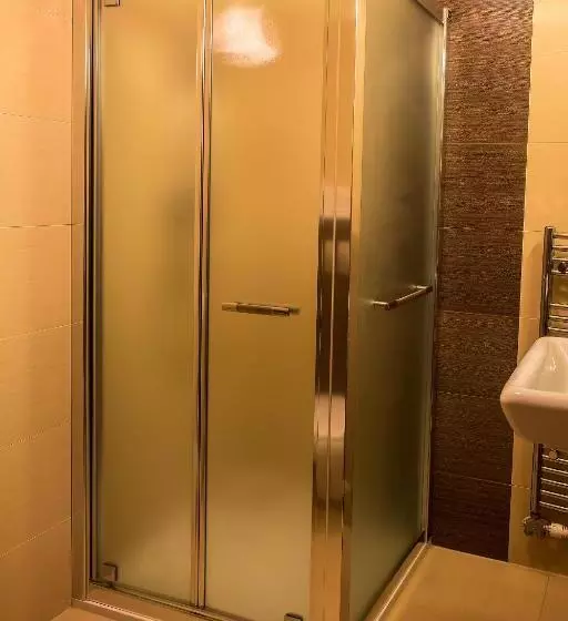 Majatalo Pivnica A Penzion Pri Studni