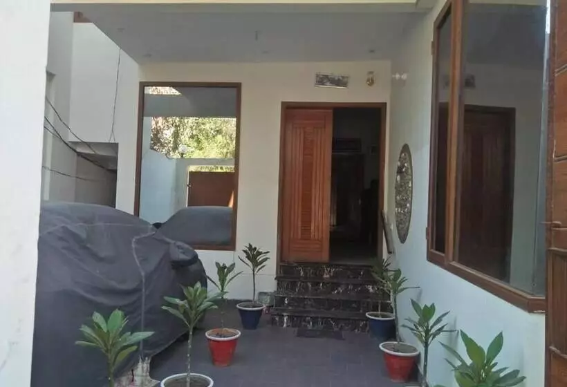 پانسیون Sagar Inn Guest House