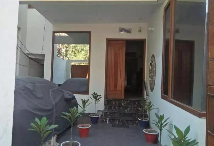 پانسیون Sagar Inn Guest House