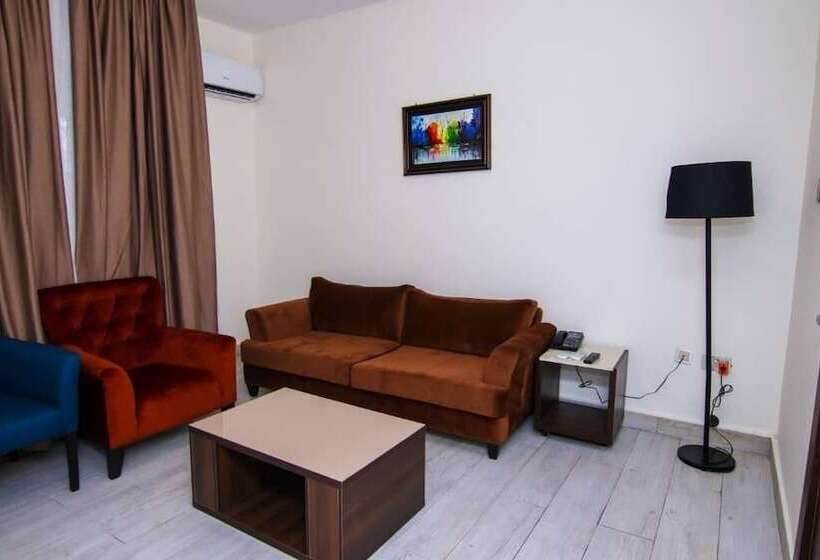 Villa Toscana Hotel Asaba