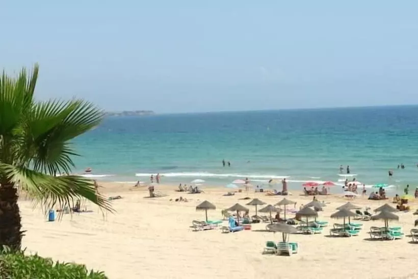 Apartamentos Jessica Beach