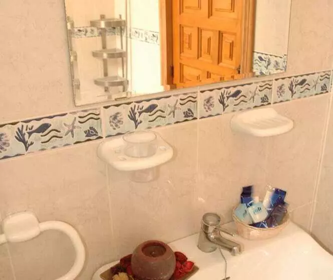 Apartamentos Jessica Beach