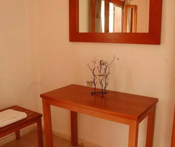 Apartamentos Jessica Beach