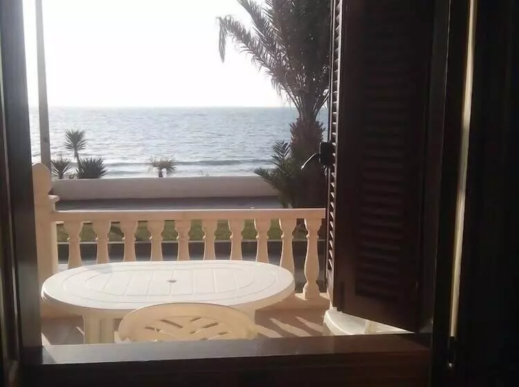 Apartamentos Jessica Beach