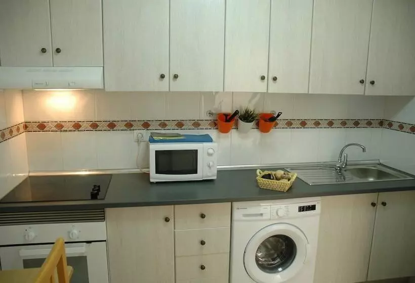 Apartamentos Jessica Beach