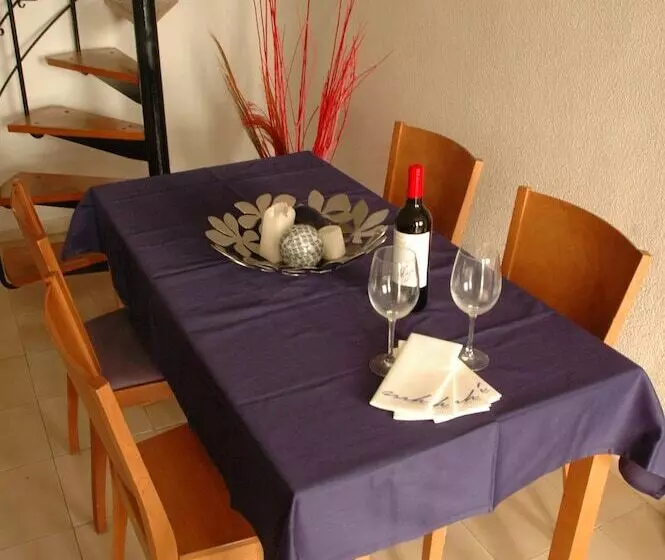 Apartamentos Jessica Beach