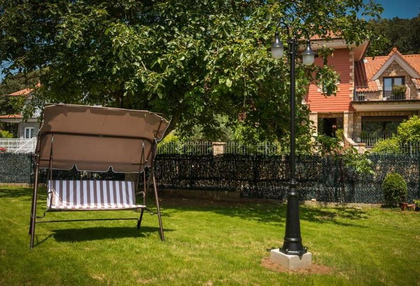 Apartamentos La Bolera