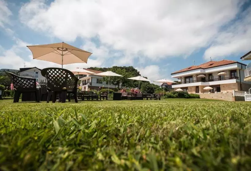 Apartamentos La Bolera