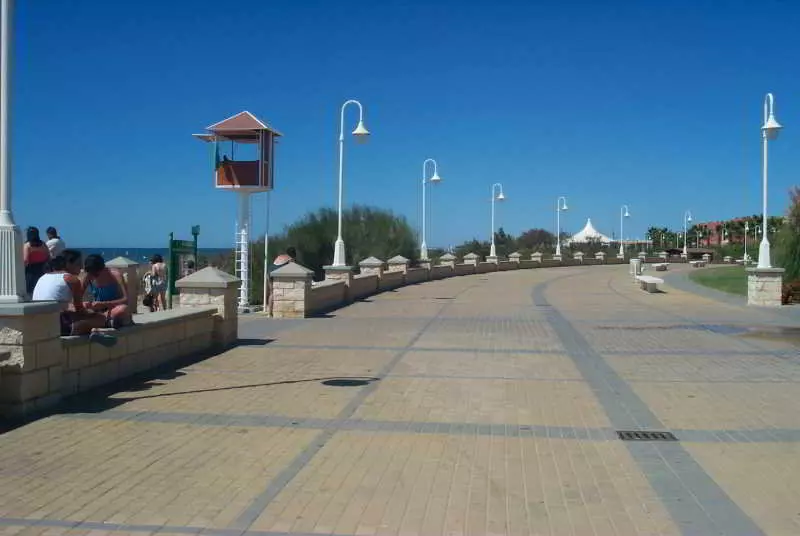 Apartamentos Leo Velamayor