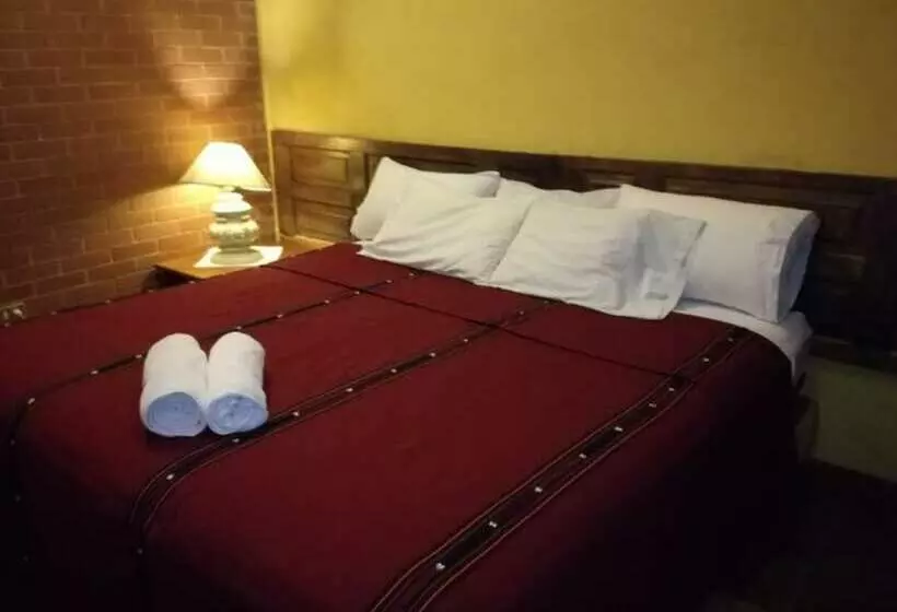 هتل Casa Maria Jose