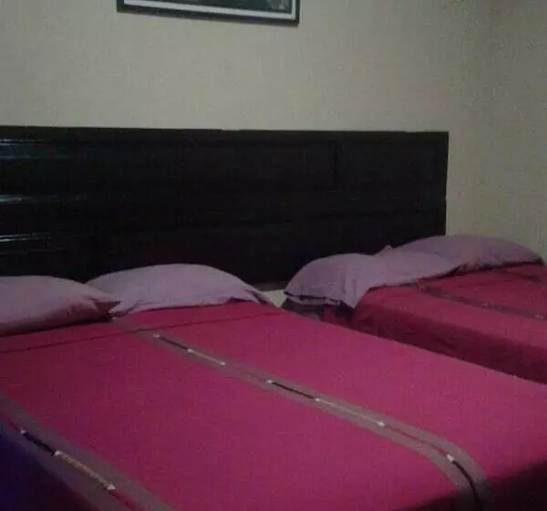 هتل Casa Maria Jose