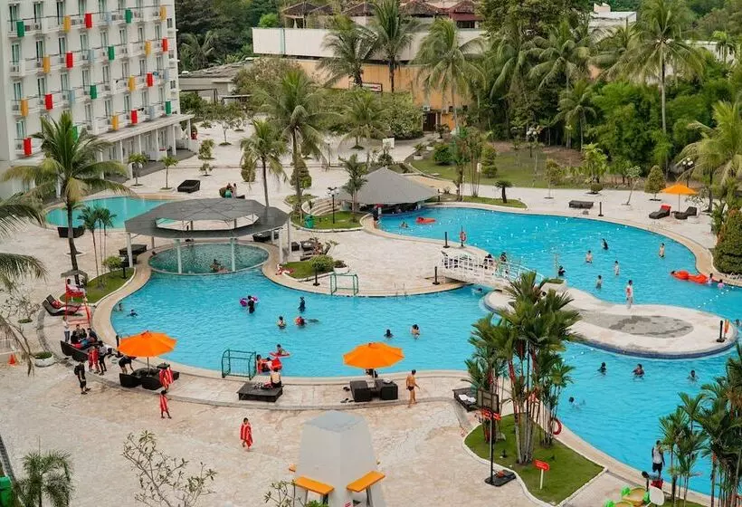 Harris Resort Batam Waterfront