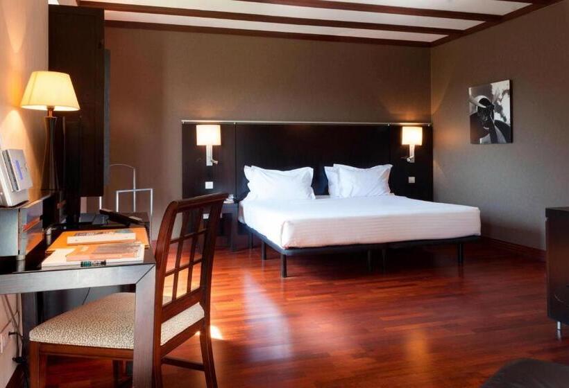 Ac Hotel Palacio De Santa Ana By Marriott