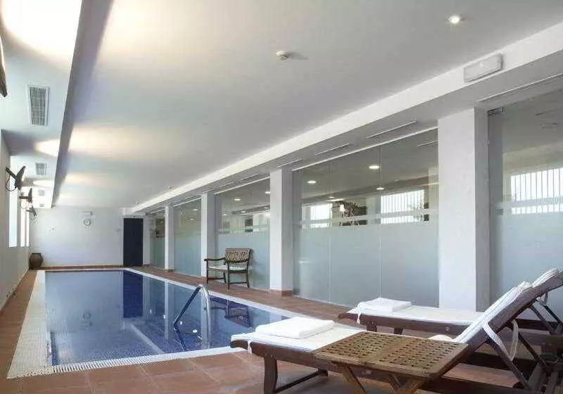 Ac Hotel Palacio De Santa Ana By Marriott