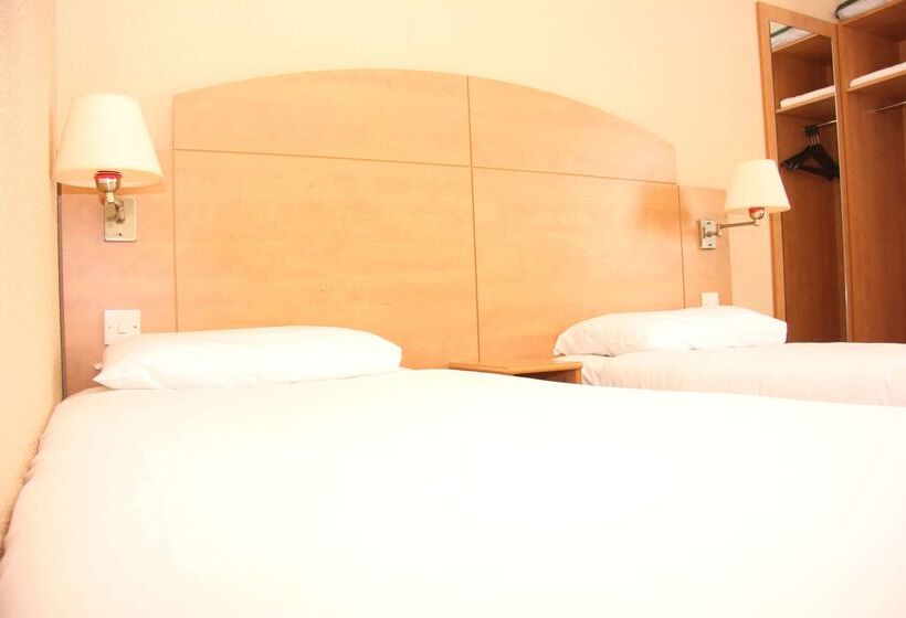 ホテル Campanile Milton Keynes Fenny Stratford