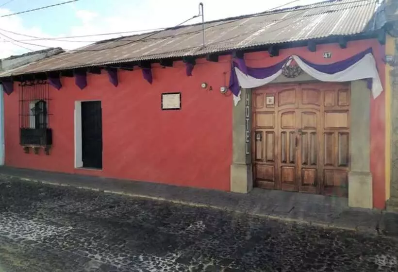 هتل Casa Maria Jose