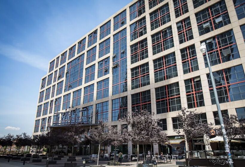 בית מלון כפרי Exe Plaza