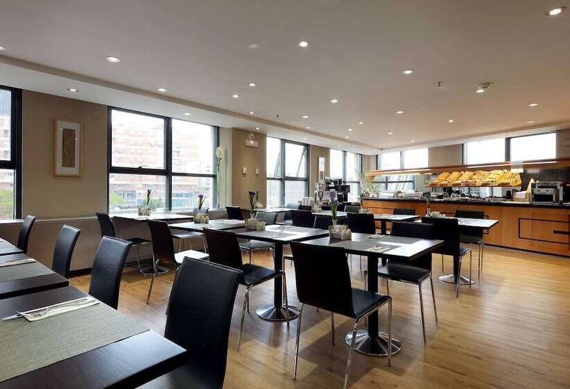 בית מלון כפרי Exe Plaza