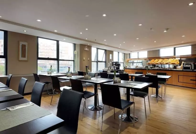 בית מלון כפרי Exe Plaza