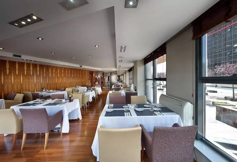 בית מלון כפרי Exe Plaza