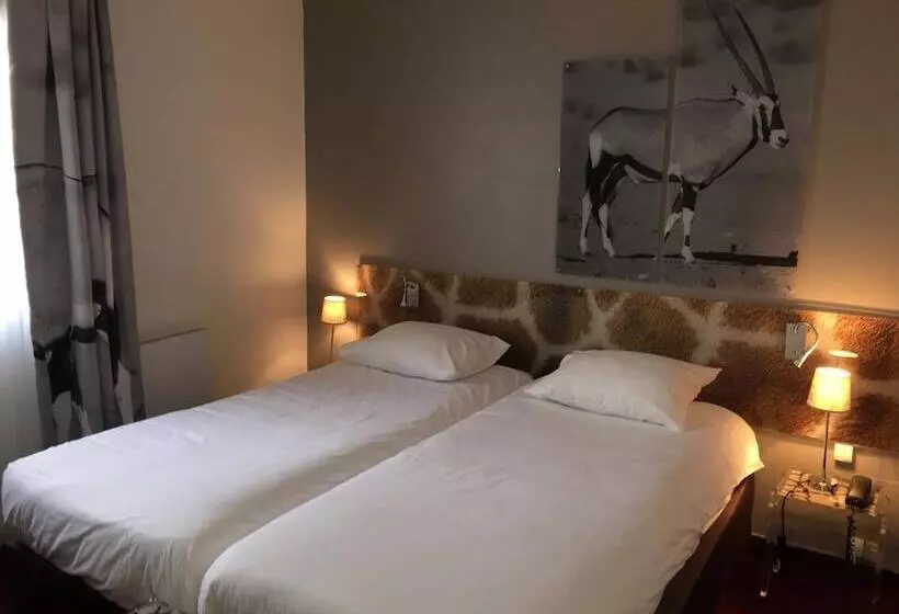 Отель Le Cardinal Rueil Centre